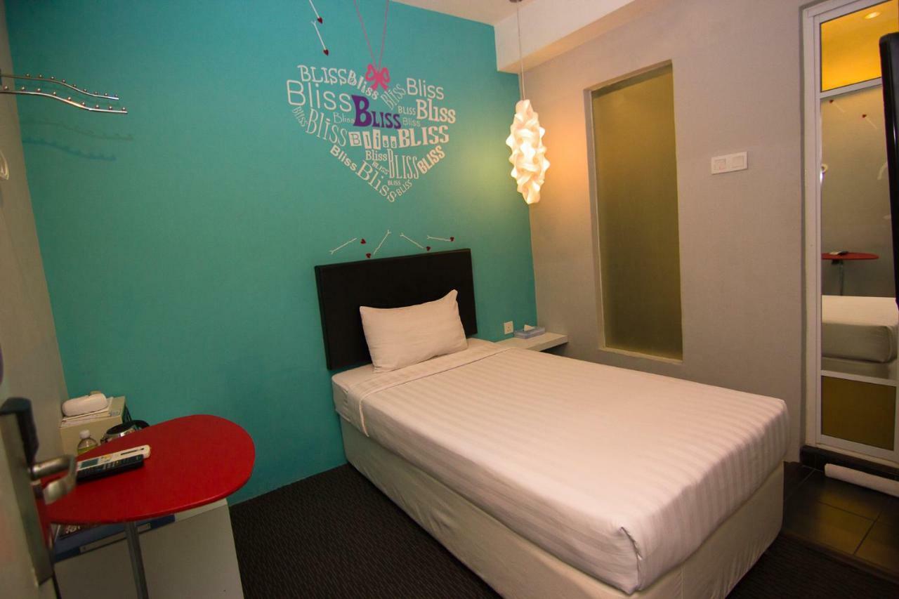 Bliss Boutique Hotel Johor Bahru Buitenkant foto